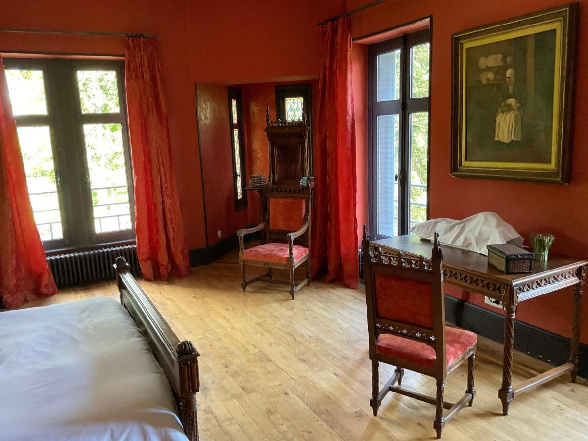 Chateau Tout Y Fault Loriges Esterno foto