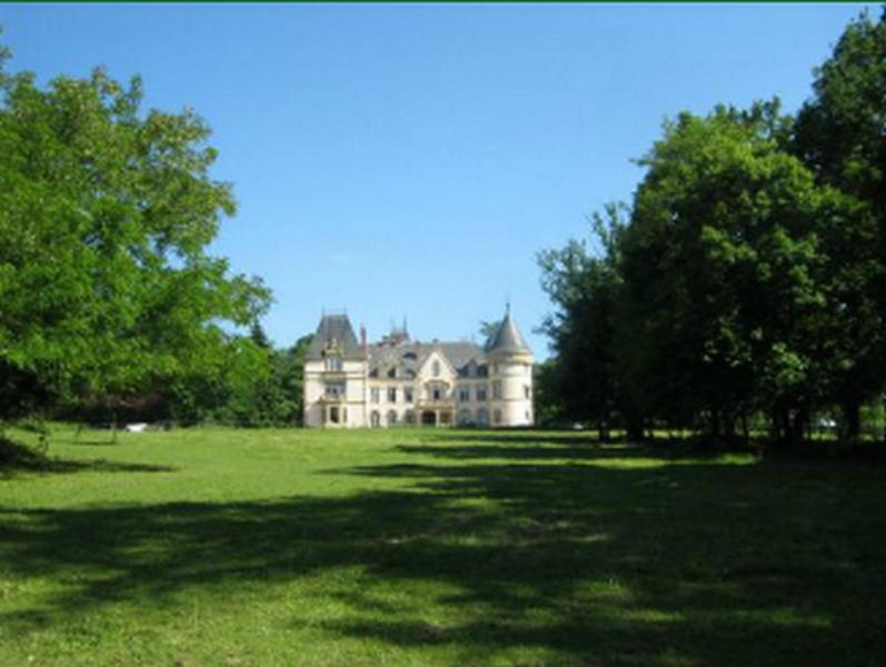 Chateau Tout Y Fault Loriges Esterno foto